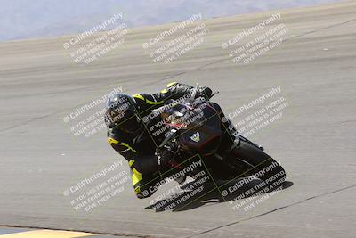 media/Apr-10-2022-SoCal Trackdays (Sun) [[f104b12566]]/Bowl (11am)/